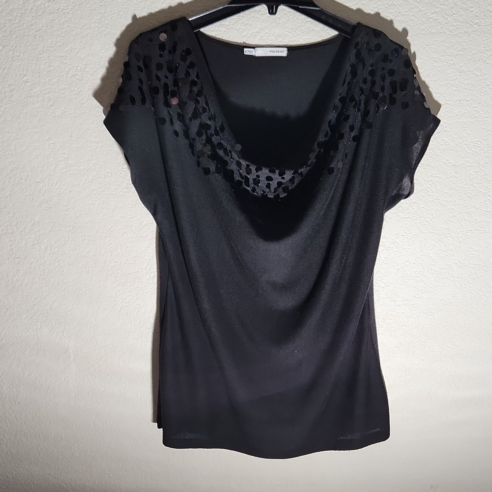Maurices Top size 0 slouch style black sequins